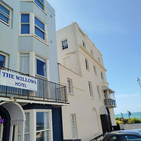 The Willows Brighton Екстер'єр фото