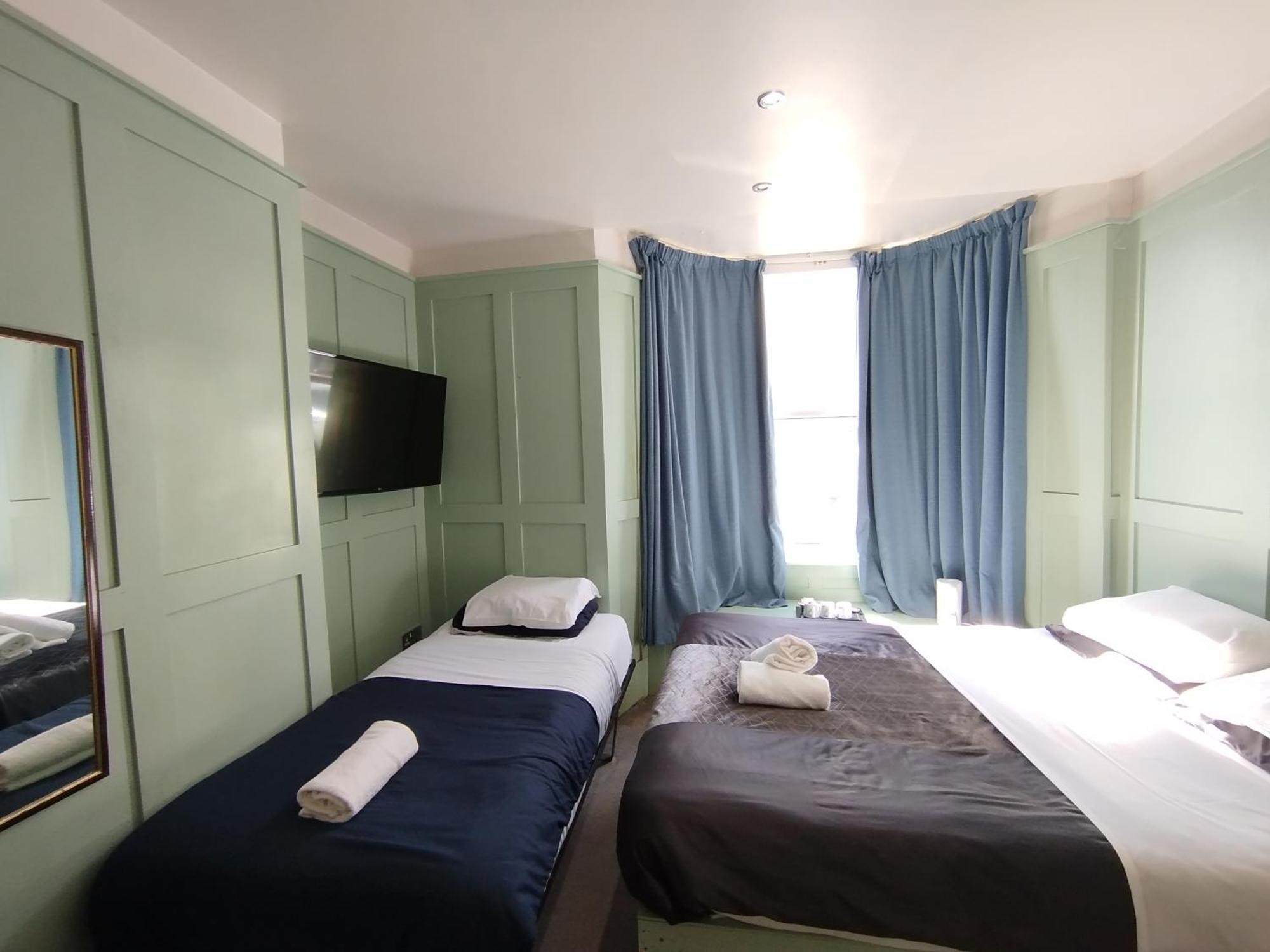 The Willows Brighton Екстер'єр фото